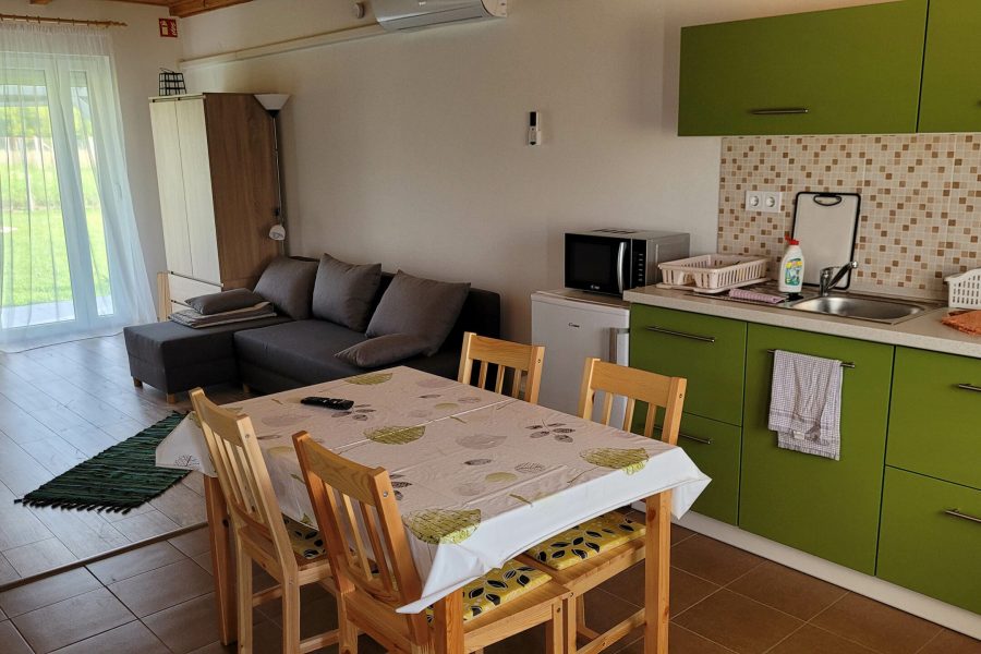 Leander vendégház - Apartman 2